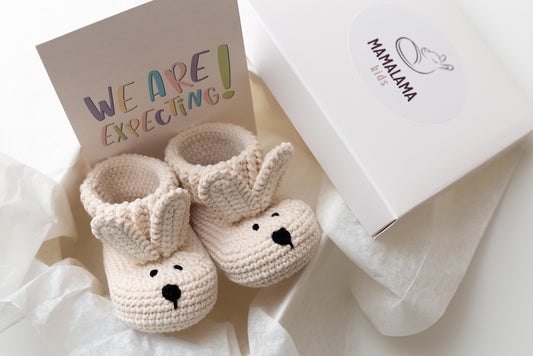Pregnancy announcement bunny beige booties gift box